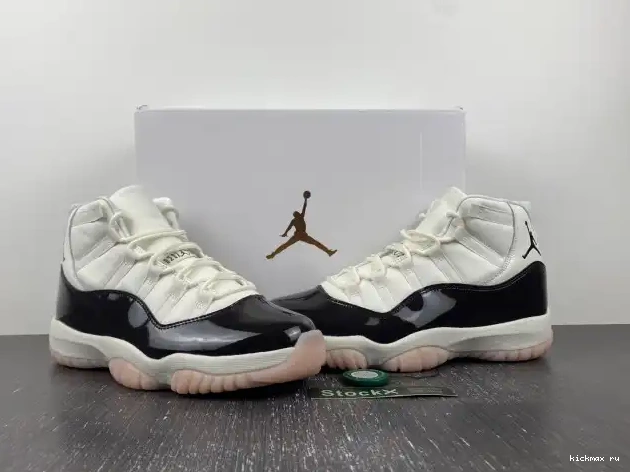 Cheap Kickmax WMNS Neapolitan Air AR0715-101 Jordan 11 0605